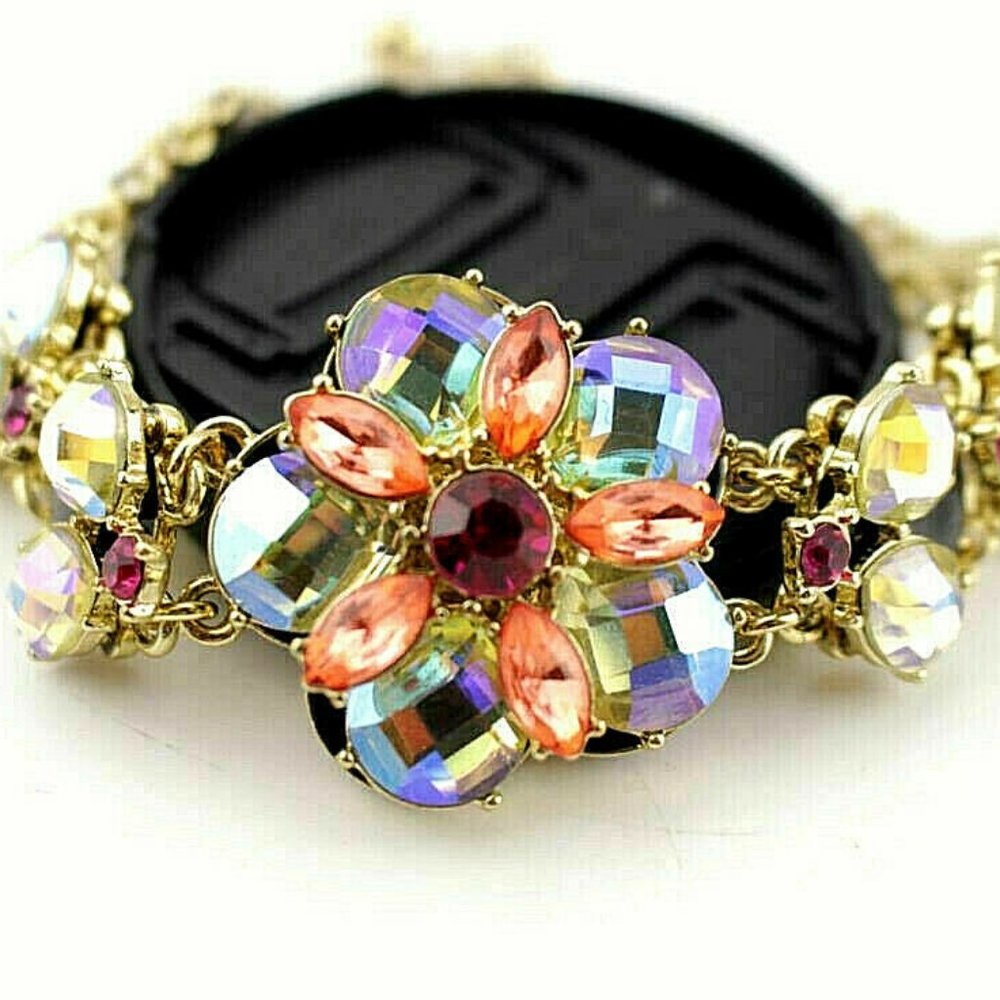 High End GORGEOUS Crystal Rainbow FLOWER Bracelet